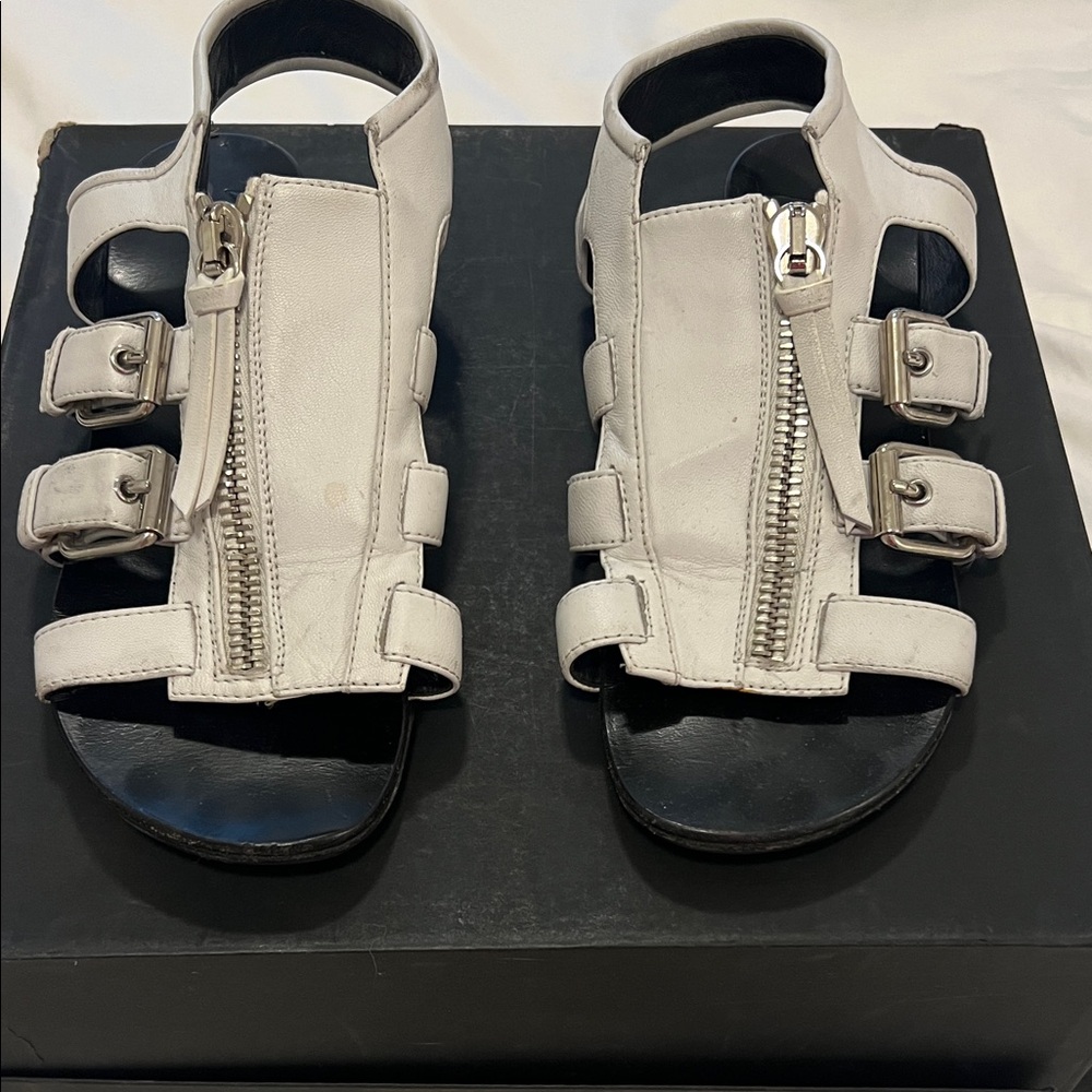 Giuseppe Zanotti White Leather Gladiator Sandals